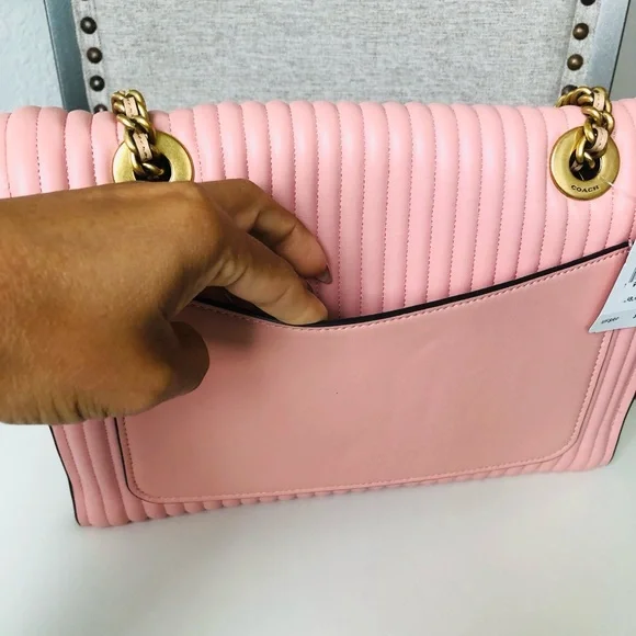 Gorgeous COACH Pink Quilted Leather Shoulder Bag - Picture 4 of 15